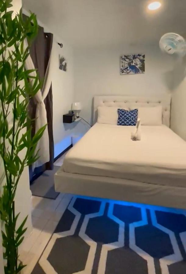 Blue Royalty Bed & Breakfast Портмор Екстериор снимка