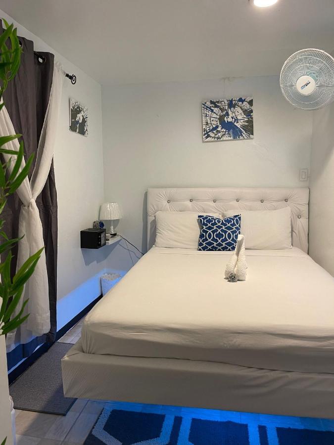 Blue Royalty Bed & Breakfast Портмор Екстериор снимка
