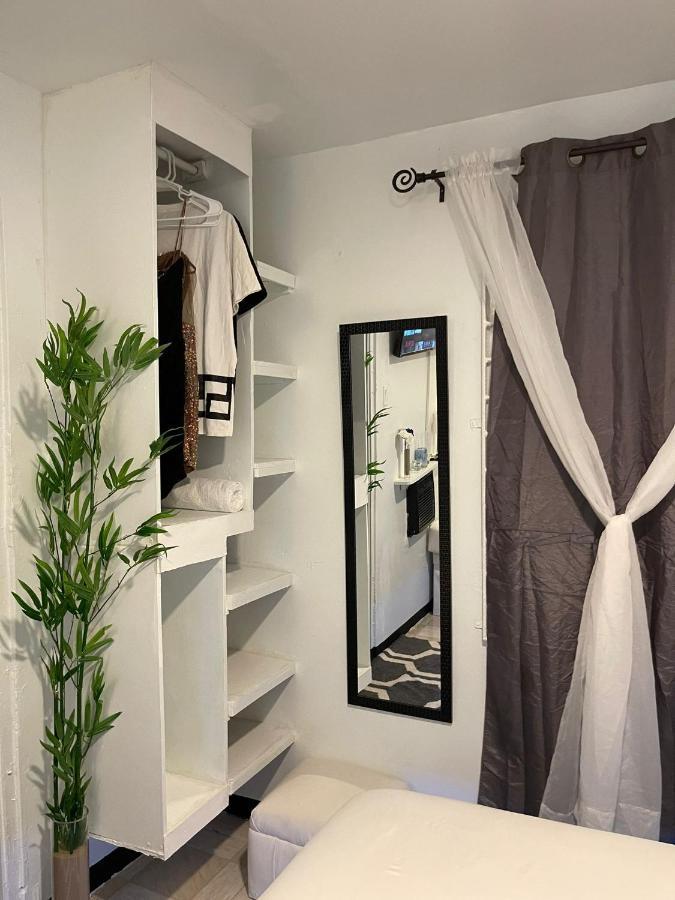 Blue Royalty Bed & Breakfast Портмор Екстериор снимка