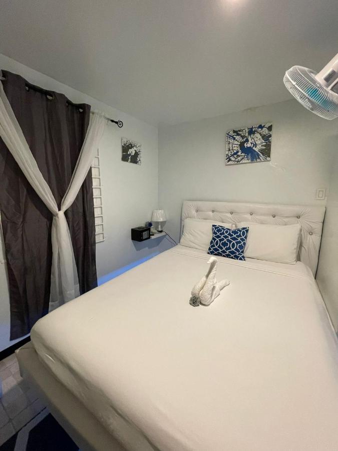 Blue Royalty Bed & Breakfast Портмор Екстериор снимка